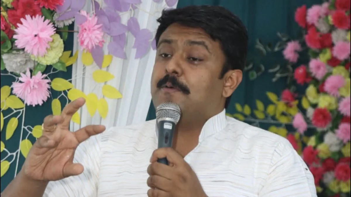 उल्टा लटकाकर बेरहमी से पीटा…’, यूपी के बीजेपी विधायक सुशांत सिंह पर लगे गंभीर आरोप