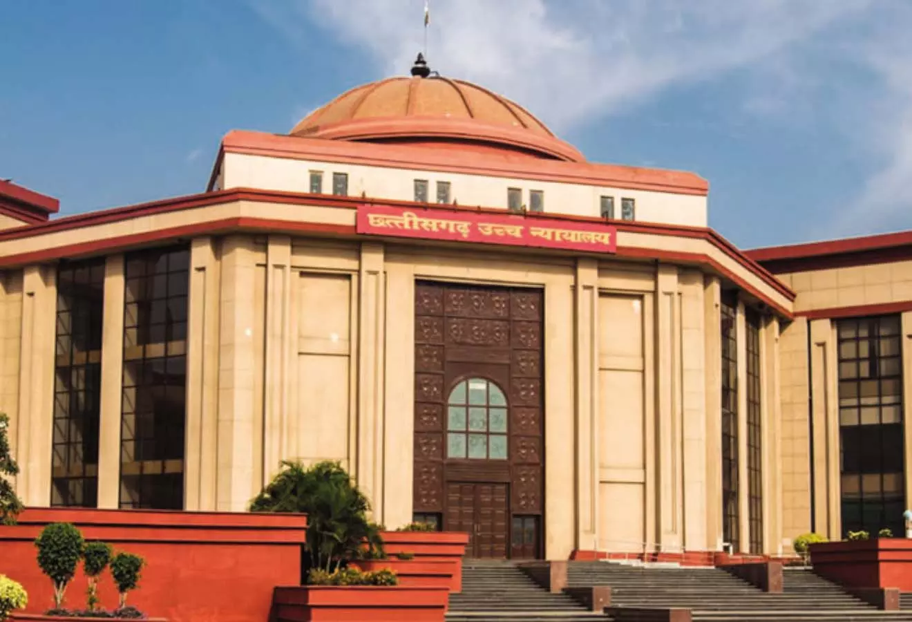 जज ने तत्काल खाली किया कोर्ट, हाईकोर्ट में बम ब्लास्ट की फिर धमकी