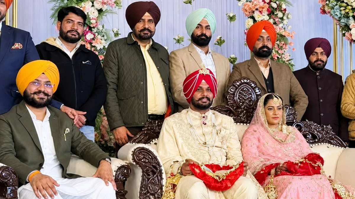 ‘लुटेरी दुल्हन’, PCS अफसर बताकर की शादी; 14 तोले सोना और 1 लाख कैश लेकर फरार ‘लुटेरी दुल्हन’, PCS अफसर बताकर की शादी; 14 तोले सोना और 1 लाख कैश लेकर फरार