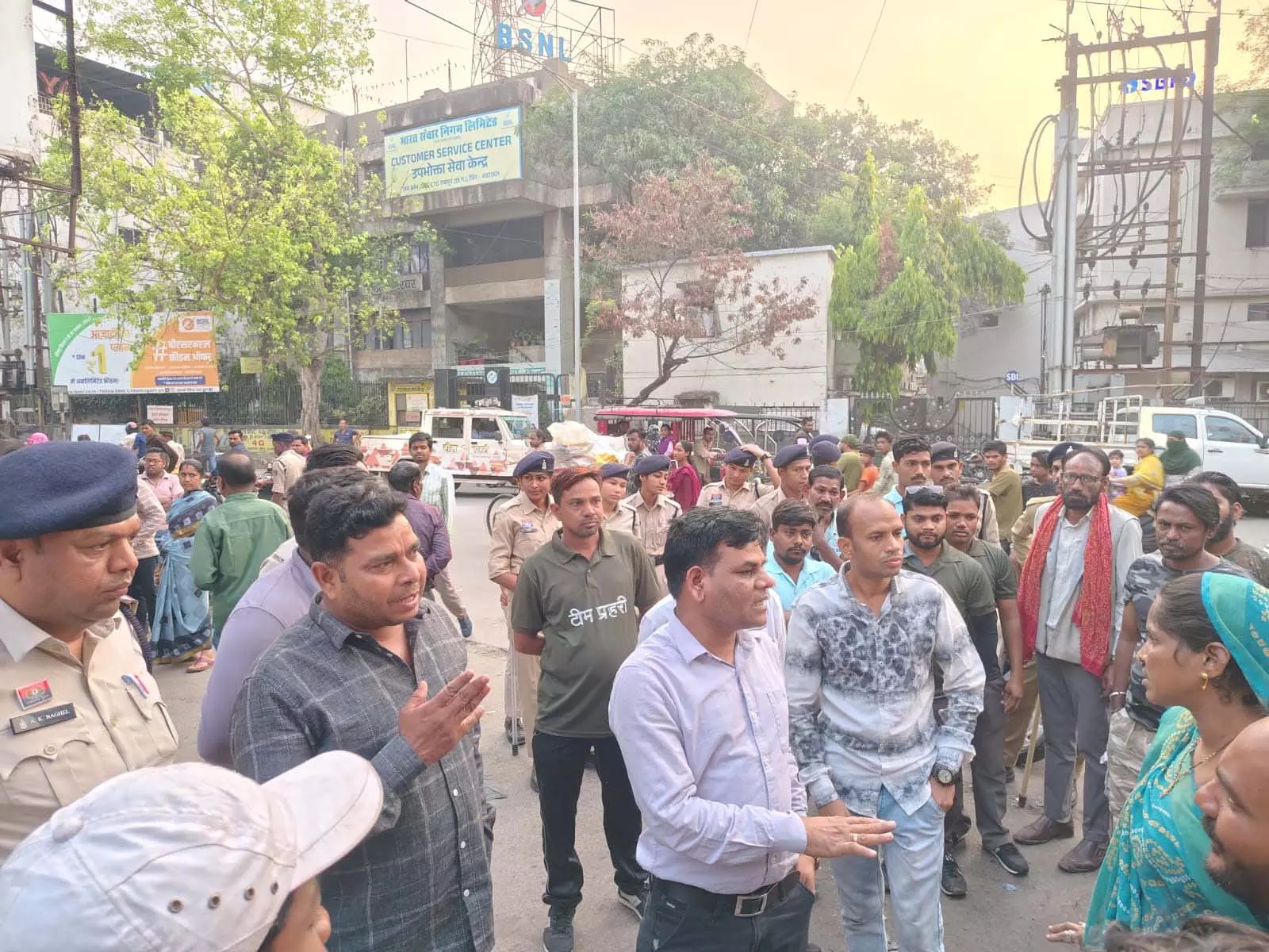 40 फेरीवालों पर फिर हुई कार्रवाई, बार-बार समझाईश के बाद भी सड़क पर किया था कब्जा