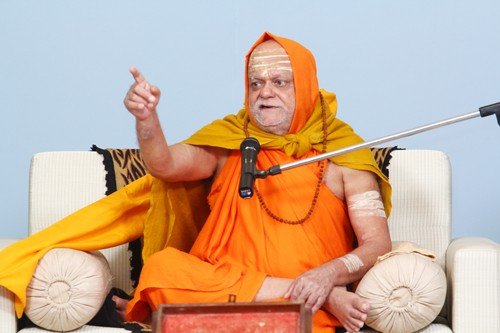 प्रयागराज माघ मेला विवाद: निश्चलानंद सरस्वती का बड़ा बयान, बोले—‘अविमुक्तेश्वरानंद को स्नान से नहीं, तामझाम से रोका गया