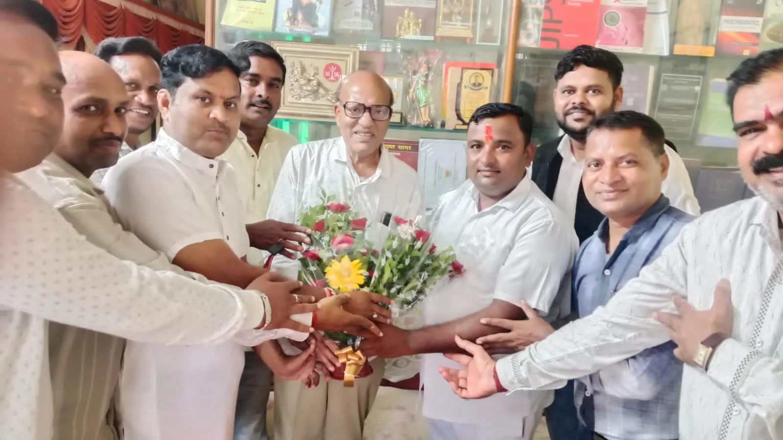 राजेश चंद्राकर के जन्मदिवस पर जनप्रतिनिधियों एवं भाजपा कार्यकर्ताओं ने दी शुभकामनाएं