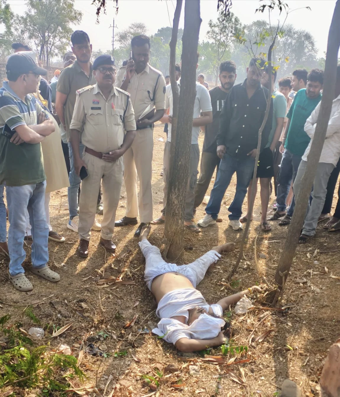 टावर से कूदकर युवक की मौत, प्रारंभिक जांच में आत्महत्या की आशंका