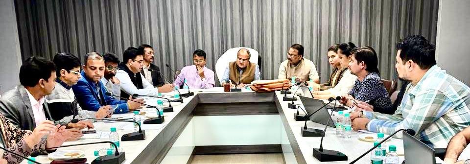 रायपुर साहित्य उत्सव 2026 की तैयारियों को अंतिम रूप देने की कवायद, व्यवस्थाओं को लेकर हुई समीक्षा बैठक