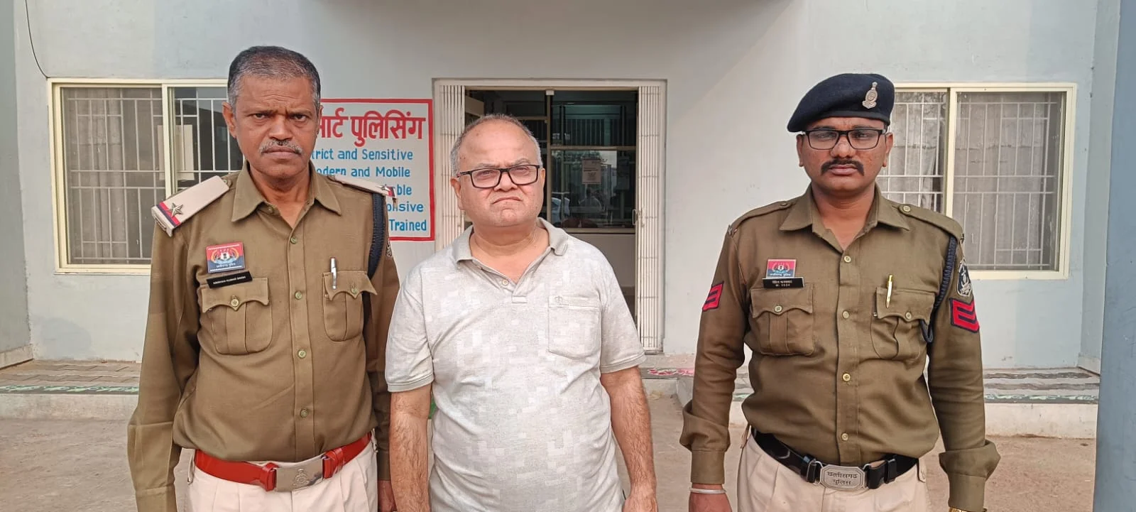 पुलिस को बड़ी सफलता, सूदखोर आरोपी गिरफ्तार, 11 चेकबुक व दस्तावेज जप्त