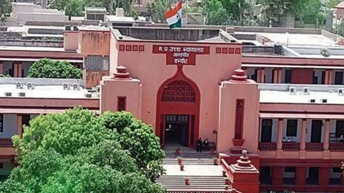 भागीरथपुरा मामला: हाईकोर्ट में पेश प्रारंभिक रिपोर्ट पर उठे सवाल, ओवरहेड टैंक में पोटैशियम क्लोराइड डाले जाने की आशंका