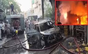 इंदौर अग्निकांड: EV चार्जिंग से लगी भीषण आग, 8 जिंदा जले… Digital Lock बना मौत का जाल