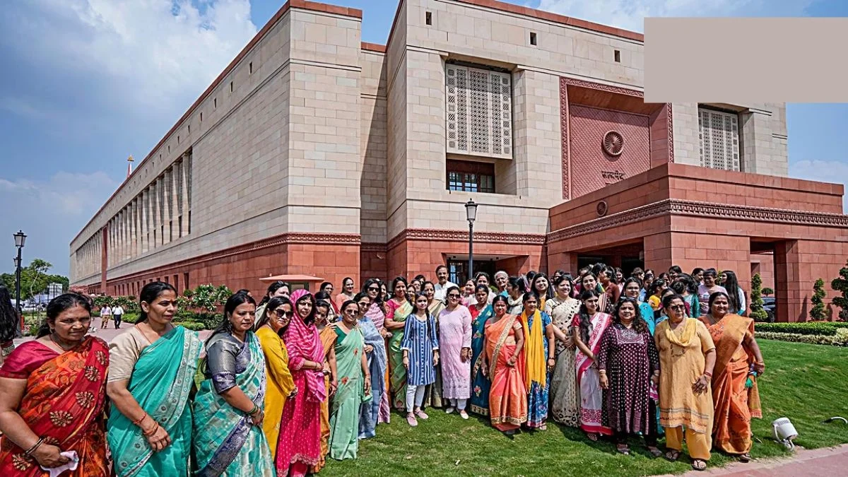 महिला आरक्षण बिल चुनाव के बीच फिर बना बहस का मुद्दा, विपक्ष ने समय पर उठाया सवाल