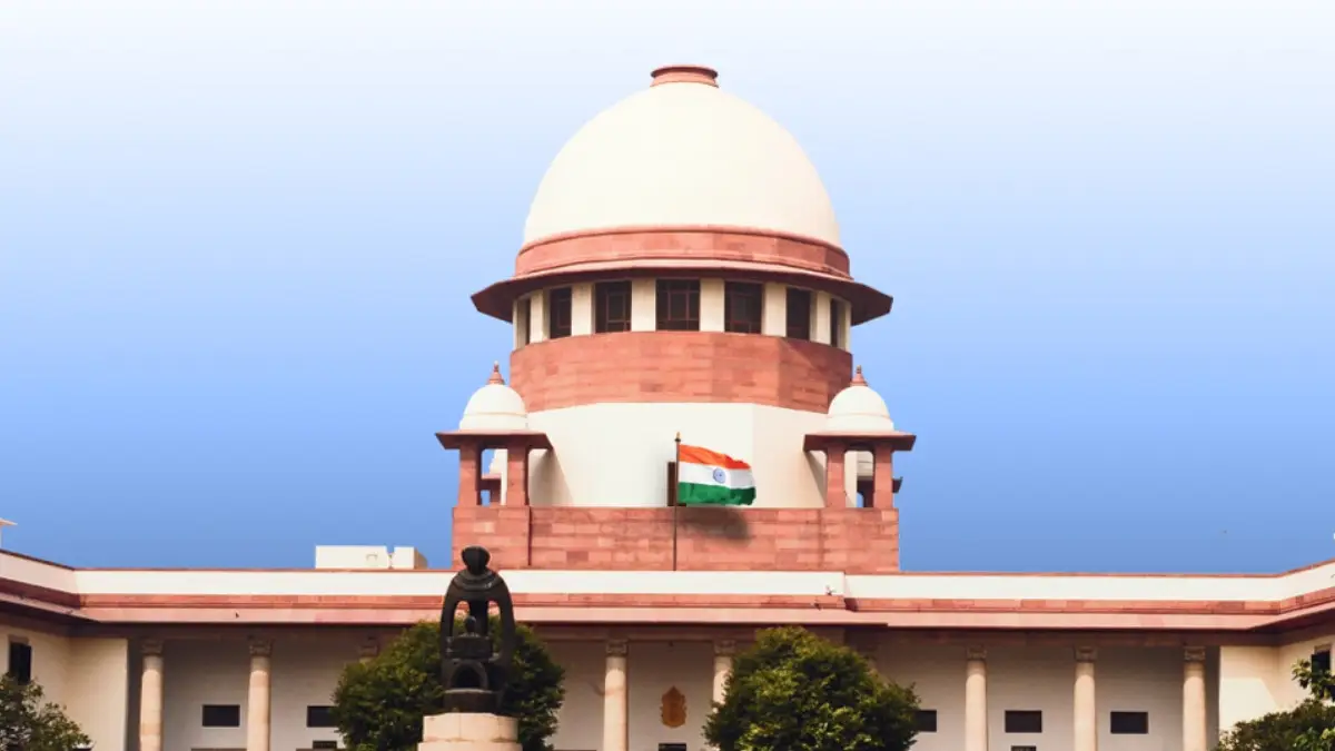 'सब फ्री मिलेगा तो काम कौन करना चाहेगा?' : चुनावी रेवड़ियों पर सुप्रीम कोर्ट सख्त, कहा- हम कैसी संस्कृति बना रहे हैं