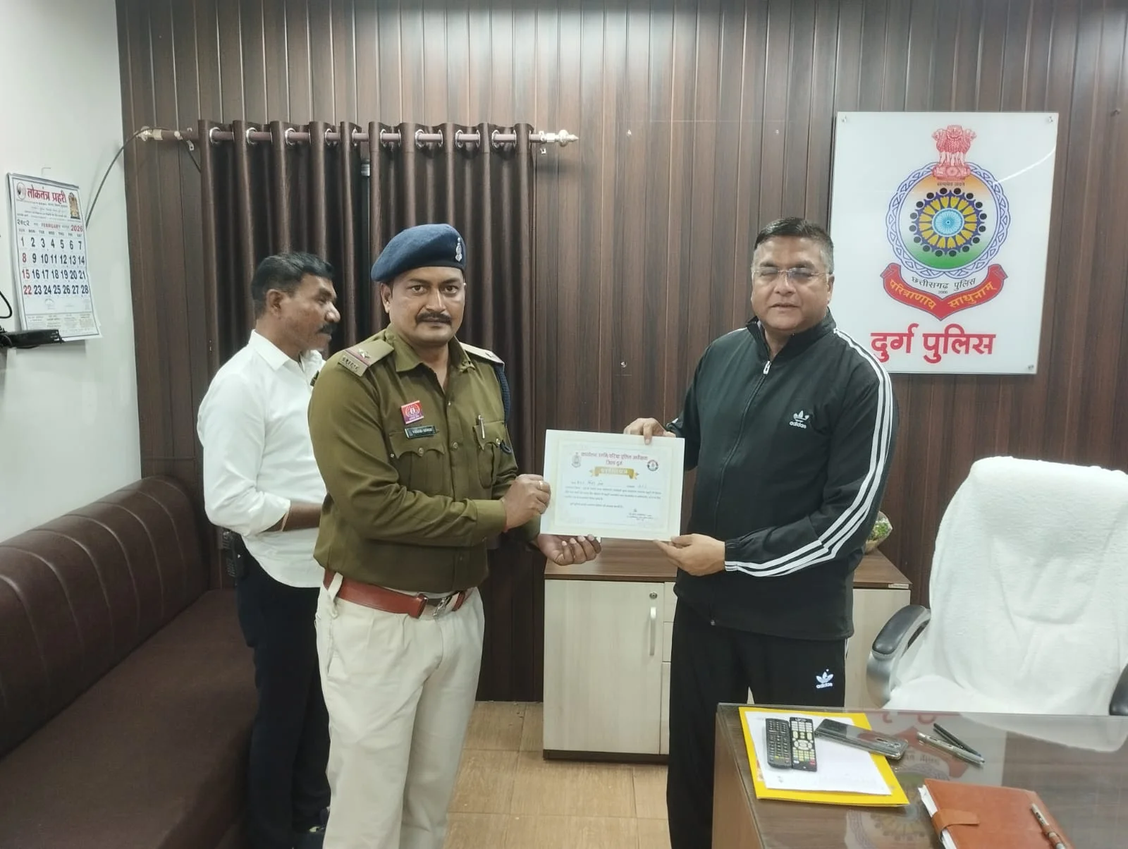 यातायात नियमों के प्रभावी क्रियान्वयन हेतु भिलाई में समीक्षा बैठक एवं सम्मान समारोह आयोजित