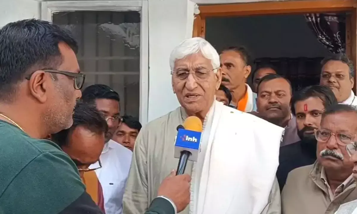 बलौदा बाजार में बोले सिंहदेव: SECL ने निजी कंपनी को दी खदान, इसलिए बिगड़ा सरगुजा के अमेरा में माहौल बलौदा बाजार में बोले सिंहदेव: SECL ने निजी कंपनी को दी खदान, इसलिए बिगड़ा सरगुजा के अमेरा में माहौल