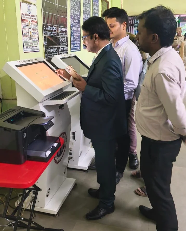 छत्तीसगढ़ उच्च न्यायालय ने जिला न्यायालयों के लिए लॉन्च कीं 3 नई ई-सेवाएं; दुर्ग जिला अदालत परिसर में KIOSK और AFR ऐप की सुविधा शुरू छत्तीसगढ़ उच्च न्यायालय ने जिला न्यायालयों के लिए लॉन्च कीं 3 नई ई-सेवाएं; दुर्ग जिला अदालत परिसर में KIOSK और AFR ऐप की सुविधा शुरू