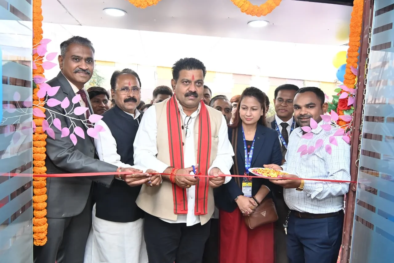 उपमुख्यमंत्री विजय शर्मा ने भाठागांव यूको बैंक शाखा का किया शुभारंभ