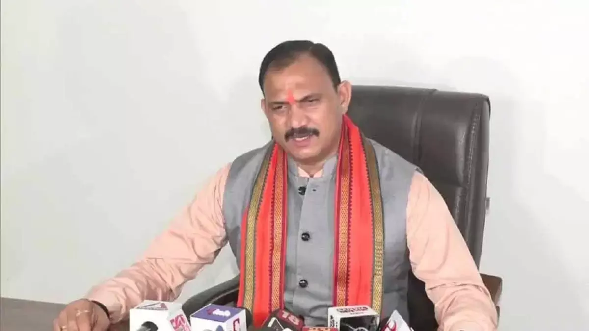 भाजपा का सहयोग केंद्र फिर सक्रिय: 3 फरवरी से कुशाभाऊ ठाकरे परिसर में मंत्री सुनेंगे कार्यकर्ताओं और जनता की समस्याएं भाजपा का सहयोग केंद्र फिर सक्रिय: 3 फरवरी से कुशाभाऊ ठाकरे परिसर में मंत्री सुनेंगे कार्यकर्ताओं और जनता की समस्याएं