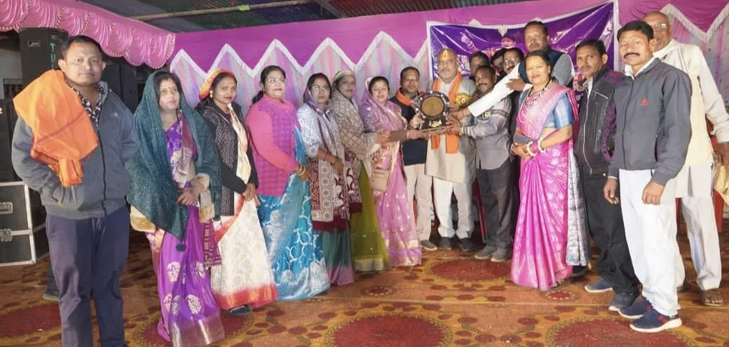 नगर पंचायत उतई में आयोजित भव्य मड़ाई मेला उत्सव में शामिल हुए विधायक ललित चंद्राकर